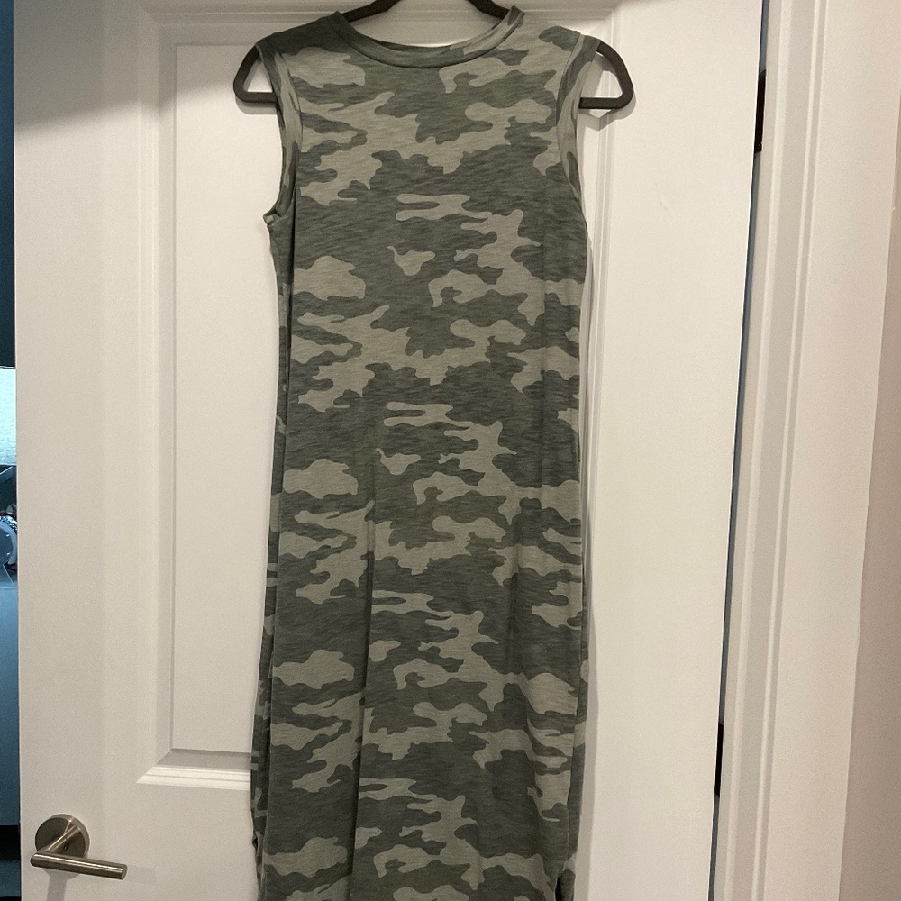 Army printed cotton t-shirt midi dress